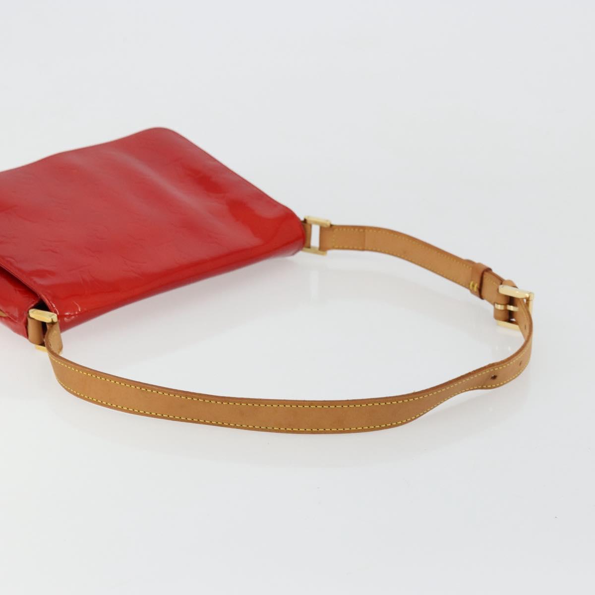 LOUIS VUITTON Monogram Vernis Thompson Street Bag Red Rouge M91094 Auth BA12592