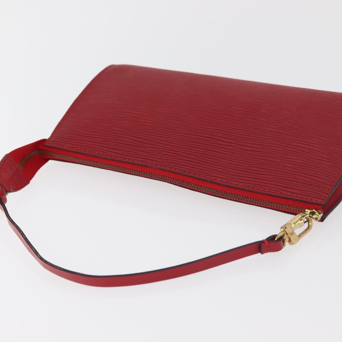 LOUIS VUITTON Epi Pochette Accessoires Pouch Red M52947 LV Auth BA12612A