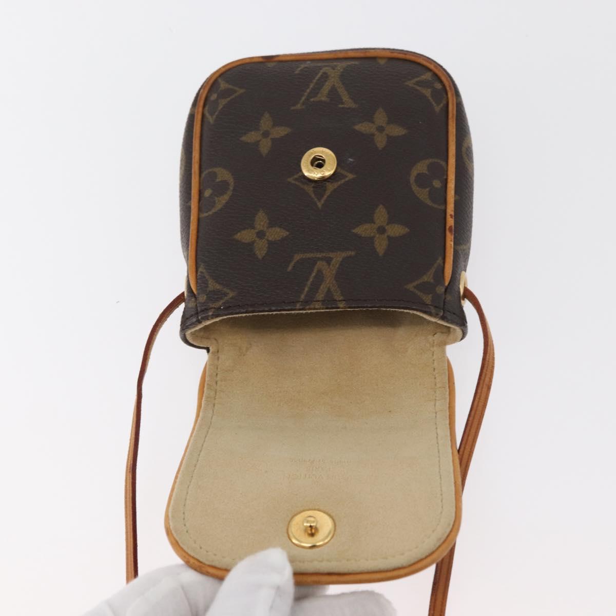 LOUIS VUITTON Monogram Pochette Cancun Shoulder Bag M60018 LV Auth BA12615A