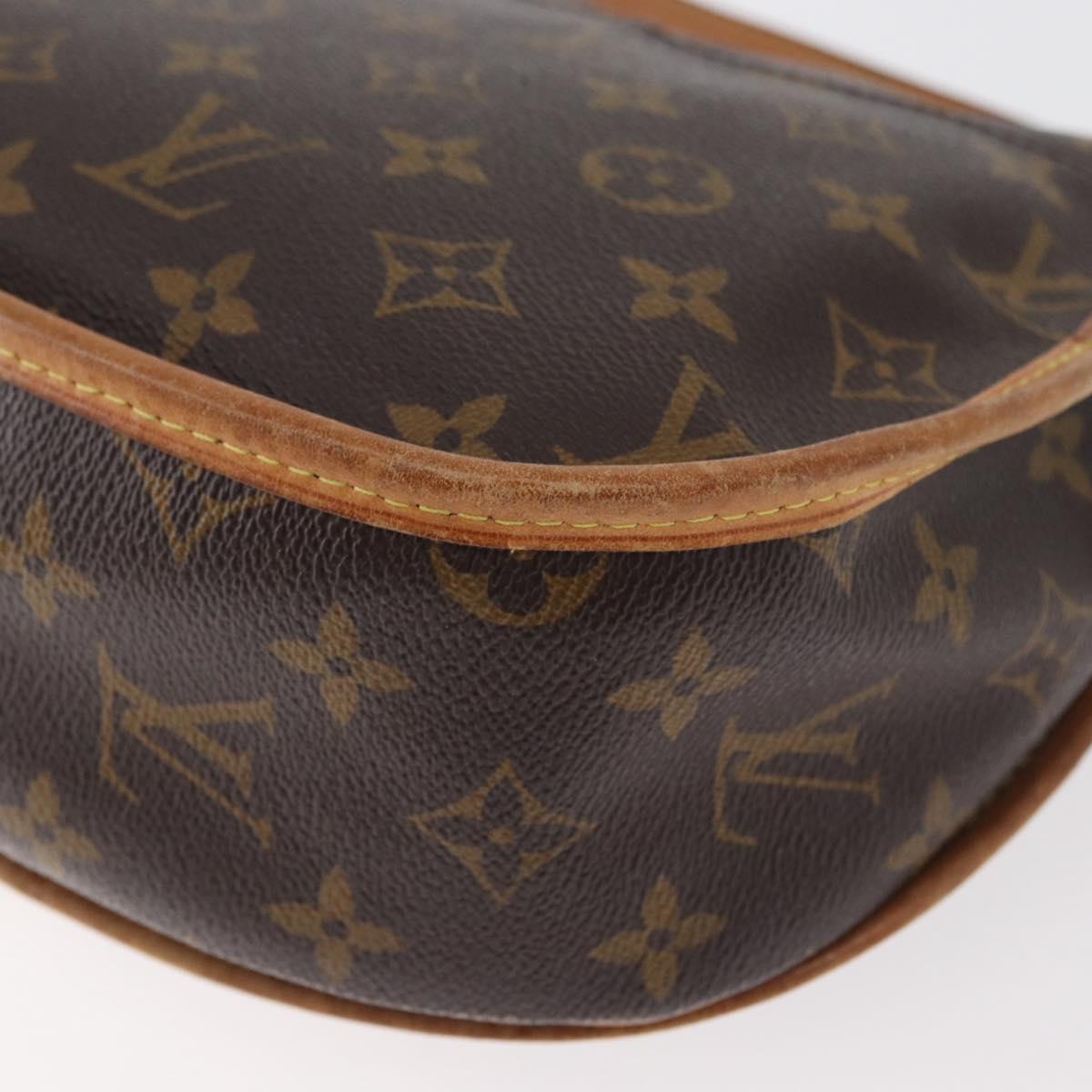 LOUIS VUITTON Monogram Menilmontant PM Shoulder Bag M40474 LV Auth BA12779