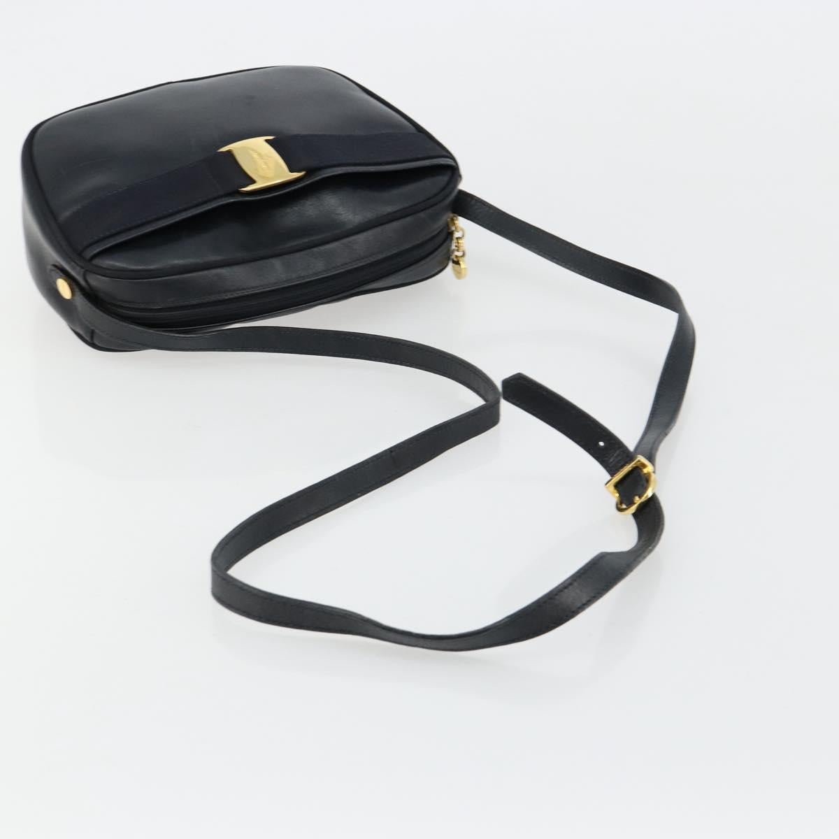 Salvatore Ferragamo Vala Shoulder Bag Leather Navy Gold Auth BA12880
