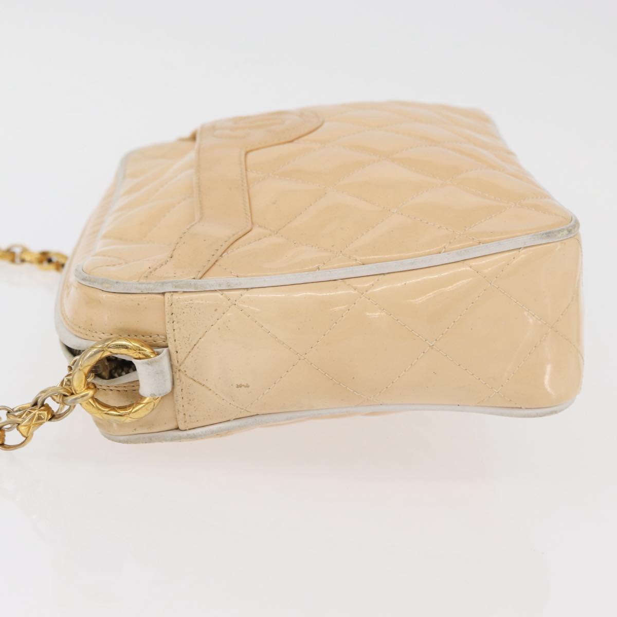 CHANEL Matelasse Chain Shoulder Bag Patent Leather Ivory Gold CC Auth BA13017