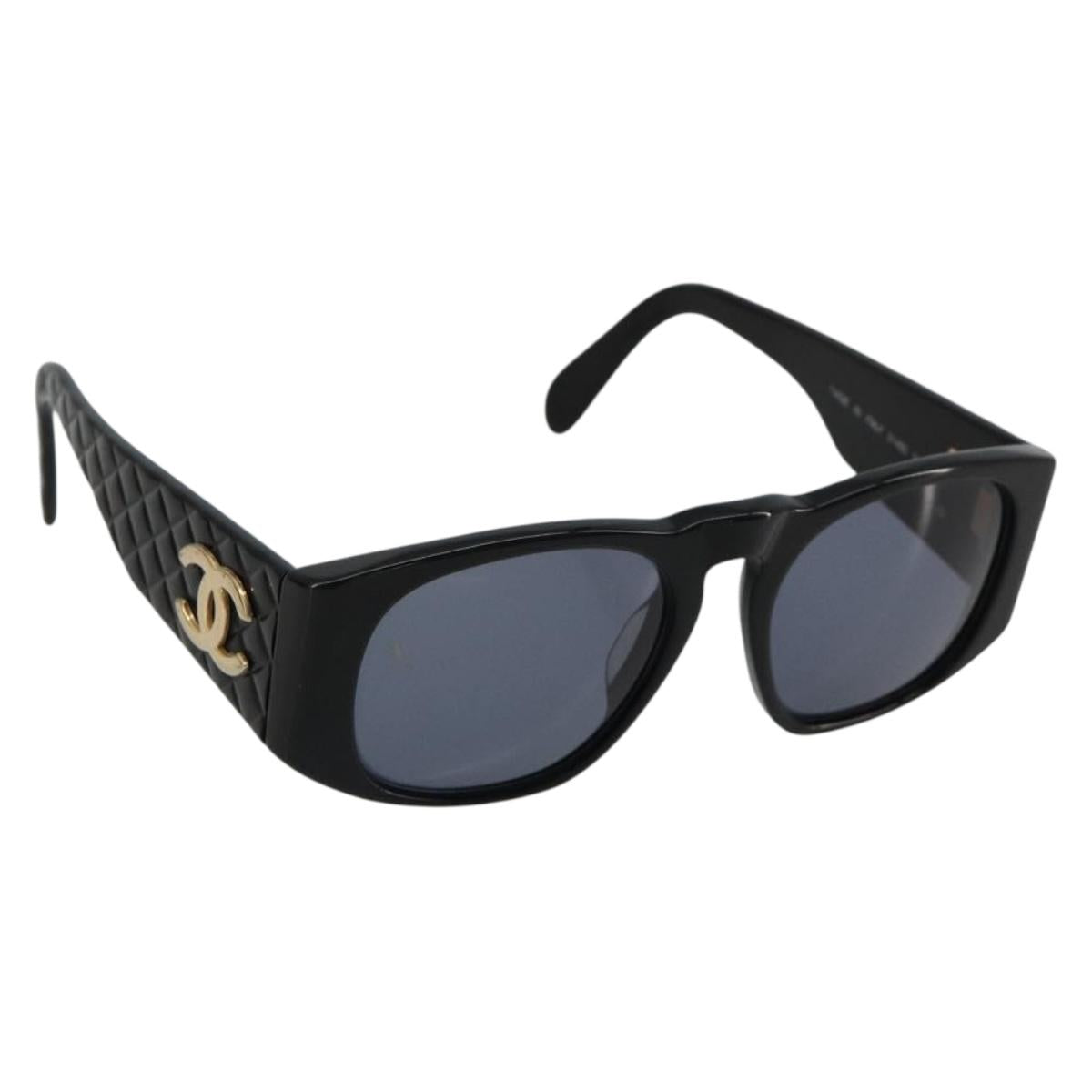 CHANEL Sunglasses plastic Black CC Auth BA13228