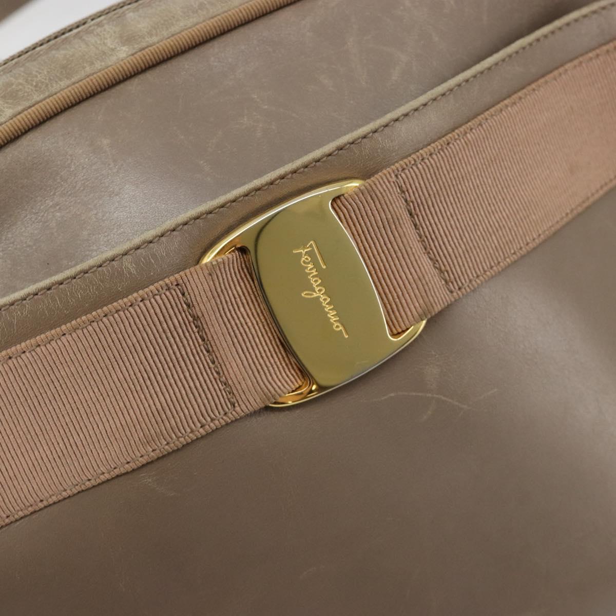 Salvatore Ferragamo Vala Shoulder Bag Leather Beige Gold Auth BA13281
