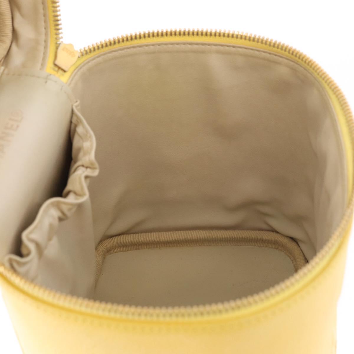 CHANEL Vanity Hand Bag Caviar Skin Yellow Gold CC Auth BA13305V