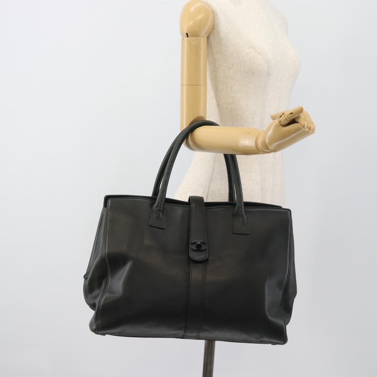 CHANEL Tote Bag Leather Green CC Auth BA13362V