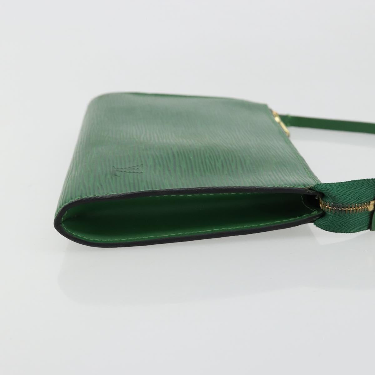 LOUIS VUITTON Epi Pochette Accessoires Pouch Green M52984 LV Auth BA13400
