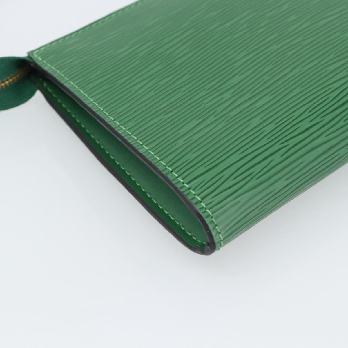 LOUIS VUITTON Epi Pochette Accessoires Accessory Pouch Green M52984 Auth BA13512