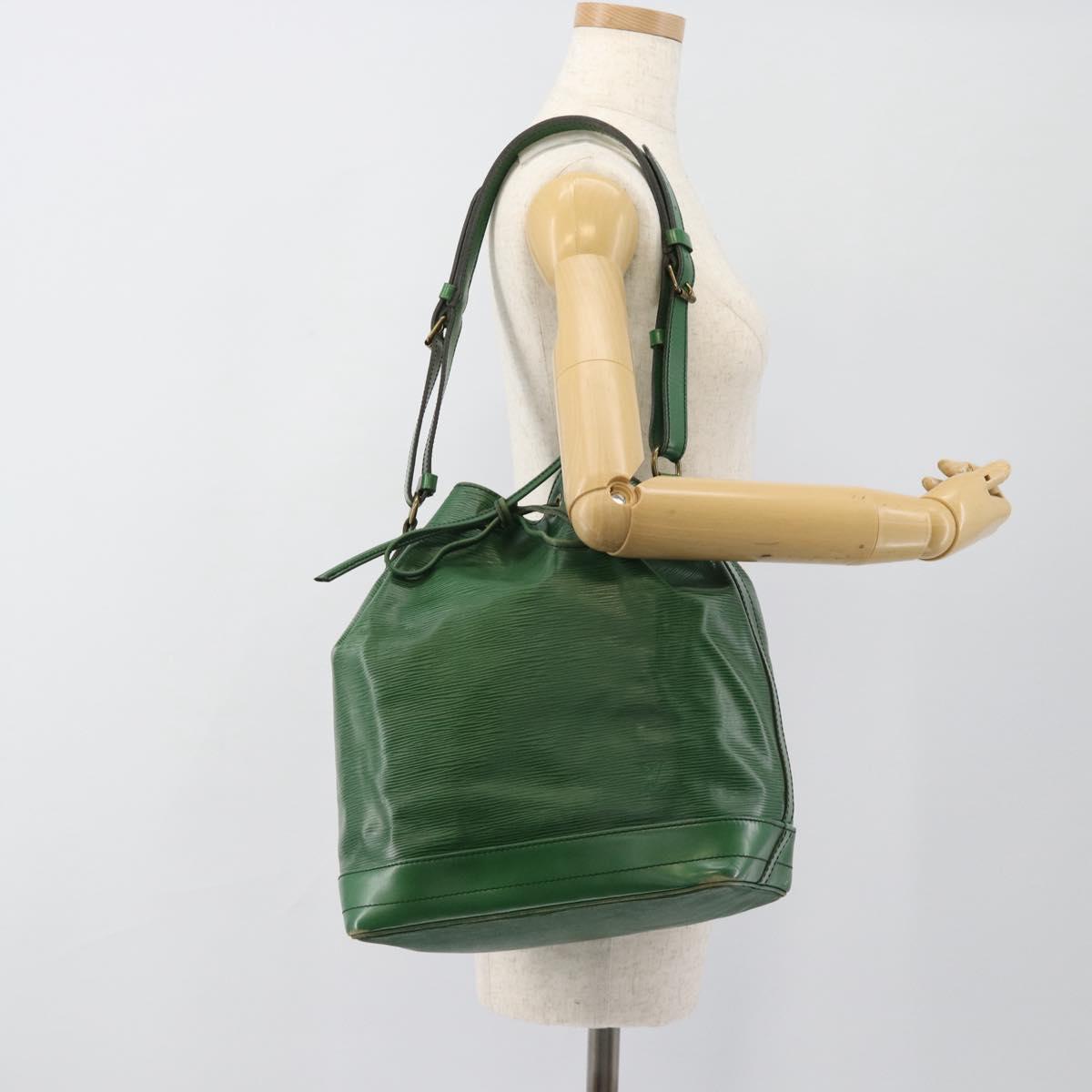 LOUIS VUITTON Epi Noe Shoulder Bag Green M44004 LV Auth BA13556