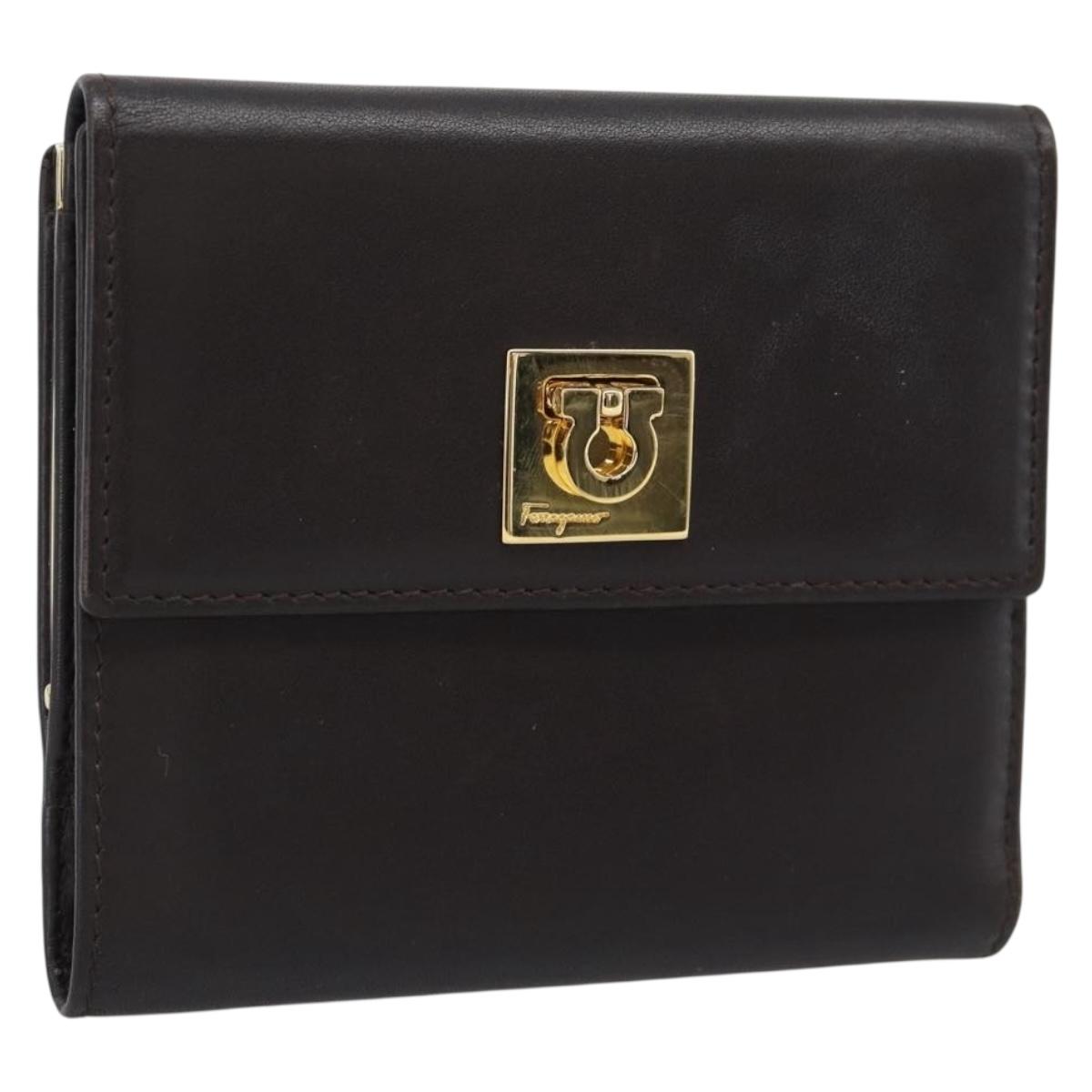 Salvatore Ferragamo Gancini Trifold Wallet Leather Brown Gold Auth BA13626V