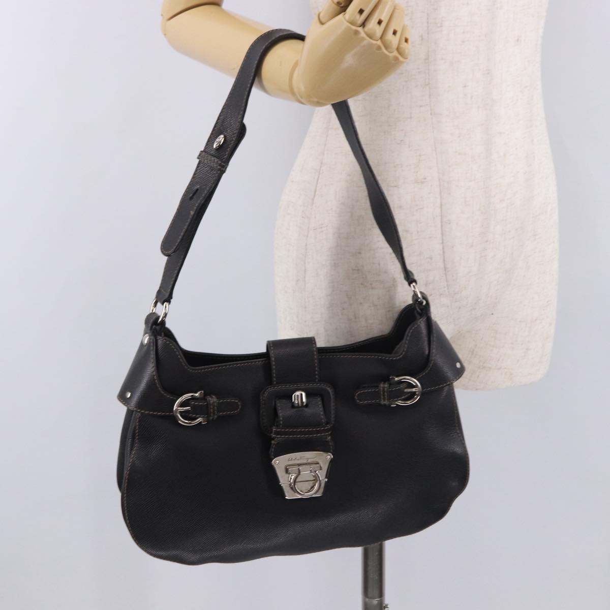 Salvatore Ferragamo Gancini Shoulder Bag Leather Black Silver Auth BA13760A