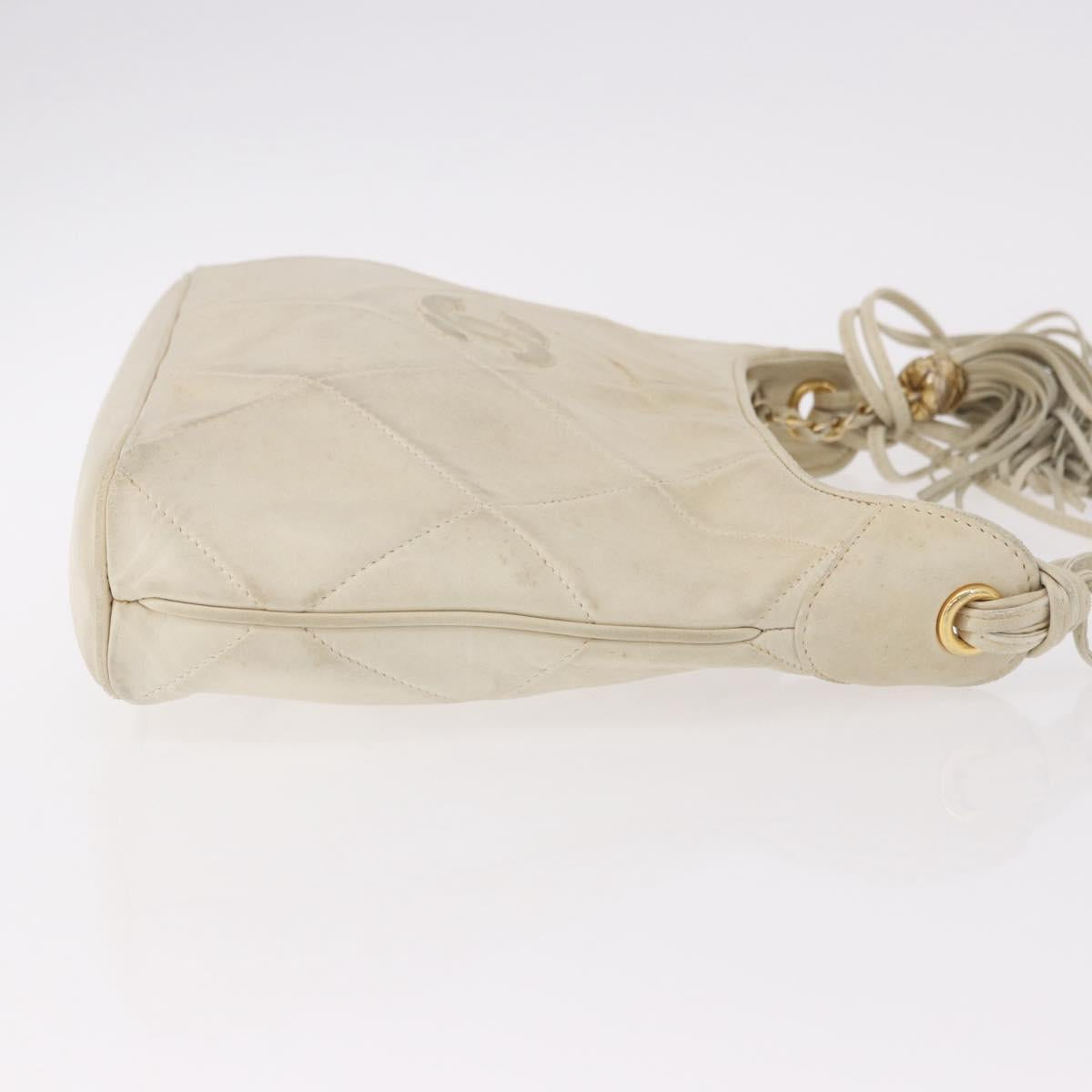 CHANEL Matelasse Shoulder Bag Lamb Skin White Gold CC Auth BA13767