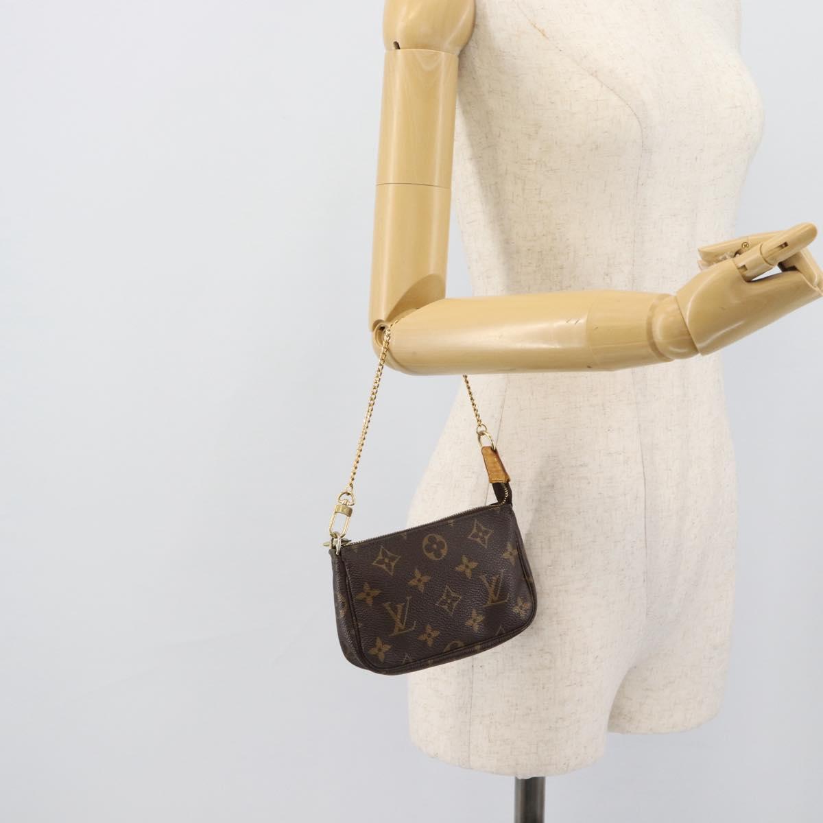 LOUIS VUITTON Monogram Mini Pochette Accessoires Pouch N41667 LV Auth BA13784A