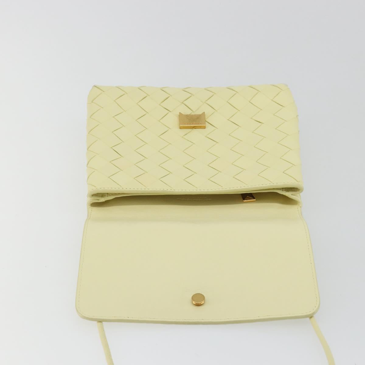 BOTTEGA VENETA INTRECCIATO Shoulder Bag Leather Cream Gold Auth BA13794V