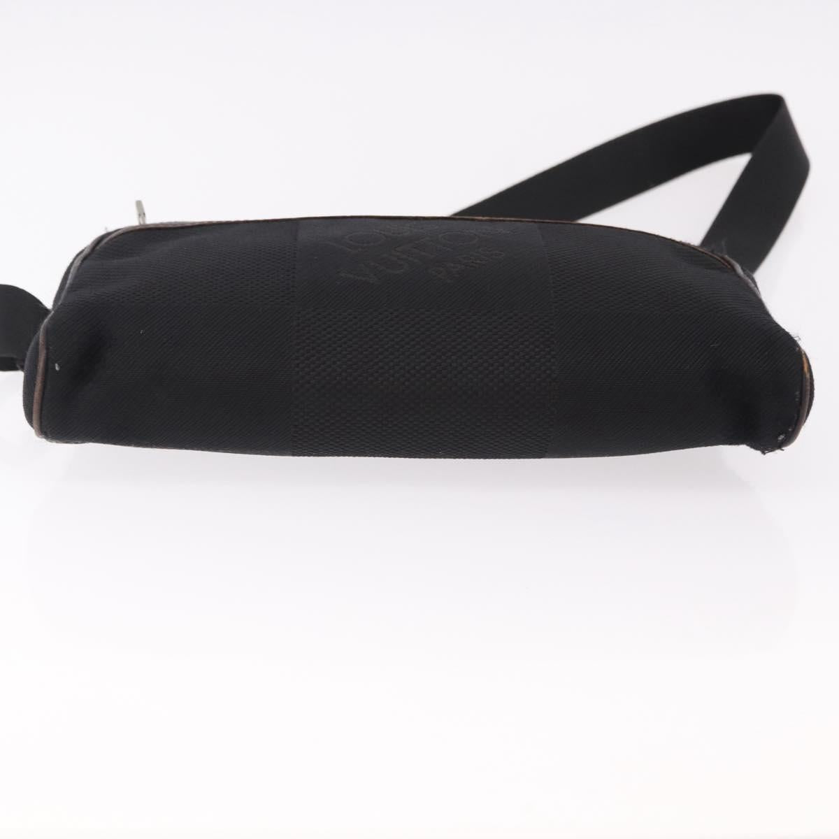 LOUIS VUITTON Damier Geant Acrobat Shoulder Bag Canvas Black M93620 Auth BA13802
