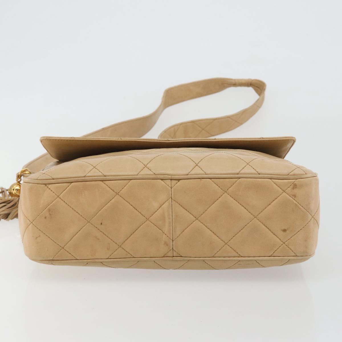 CHANEL Matelasse Shoulder Bag Lamb Skin Beige Gold CC Auth BA13808A