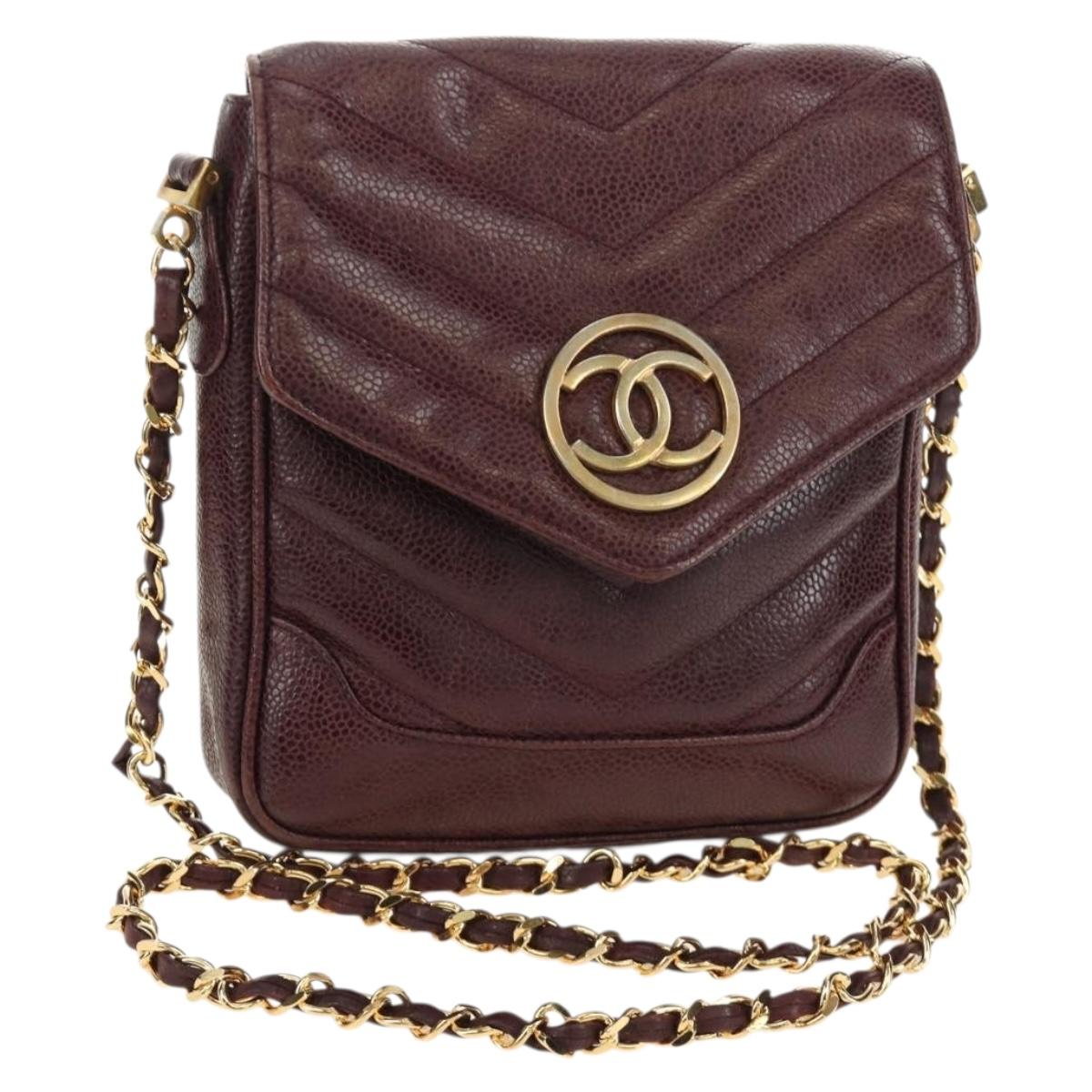 CHANEL Chain V Stitch Shoulder Bag Caviar Skin Bordeaux Gold CC Auth BA13825V