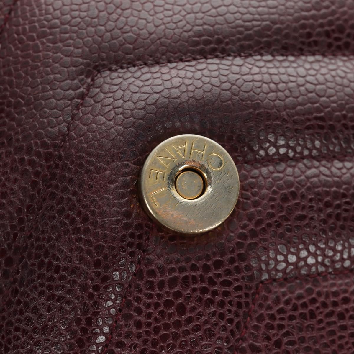 CHANEL Chain V Stitch Shoulder Bag Caviar Skin Bordeaux Gold CC Auth BA13825V