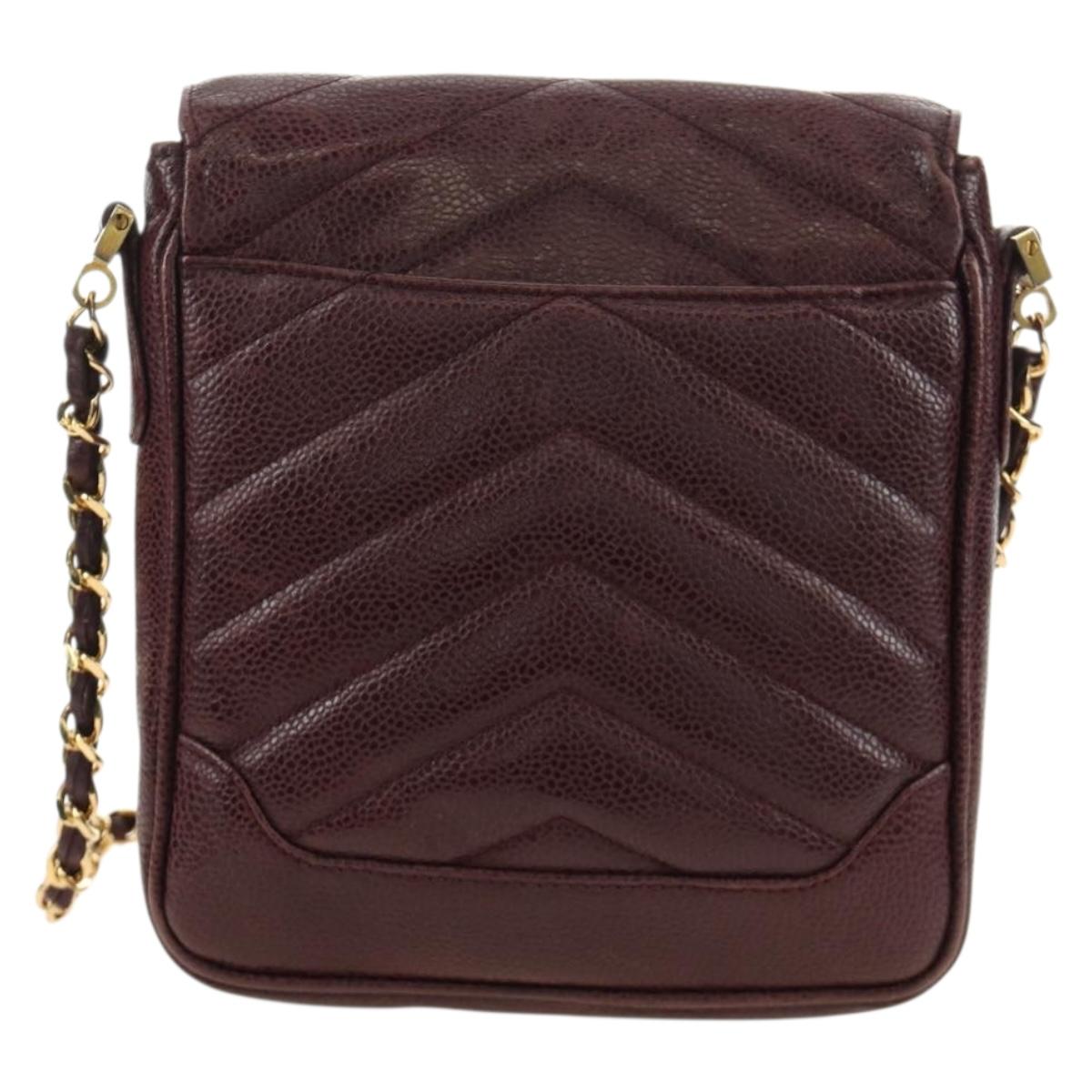 CHANEL Chain V Stitch Shoulder Bag Caviar Skin Bordeaux Gold CC Auth BA13825V
