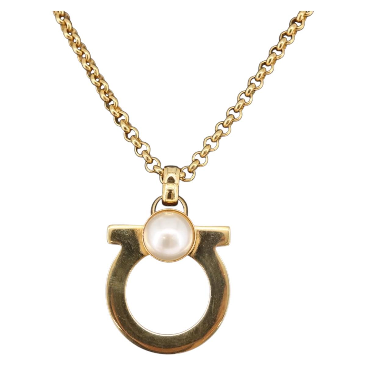 Salvatore Ferragamo Gancini Necklace Metal Gold Tone Auth BA13851V