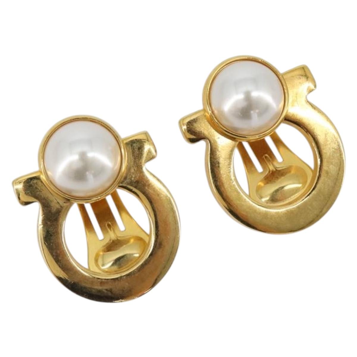 Salvatore Ferragamo Gancini Earring metal Gold Auth BA13862V