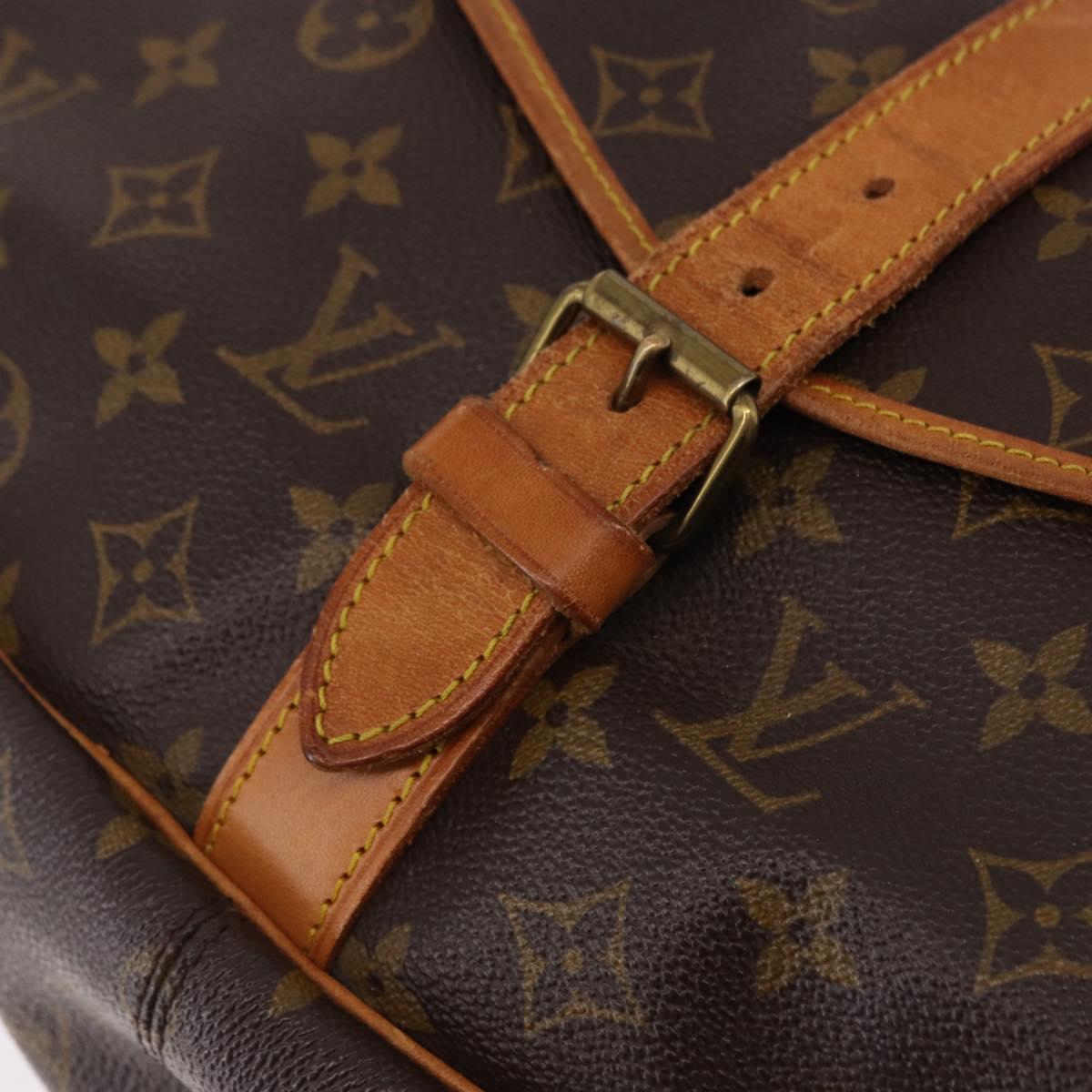 LOUIS VUITTON Monogram Saumur 35 Shoulder Bag M42254 LV Auth BA13944
