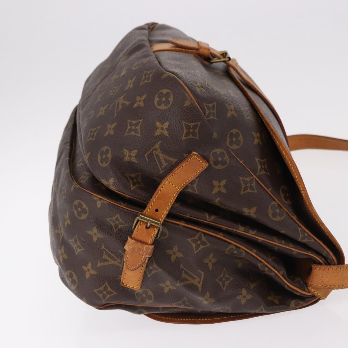 LOUIS VUITTON Monogram Saumur 35 Shoulder Bag M42254 LV Auth BA13944