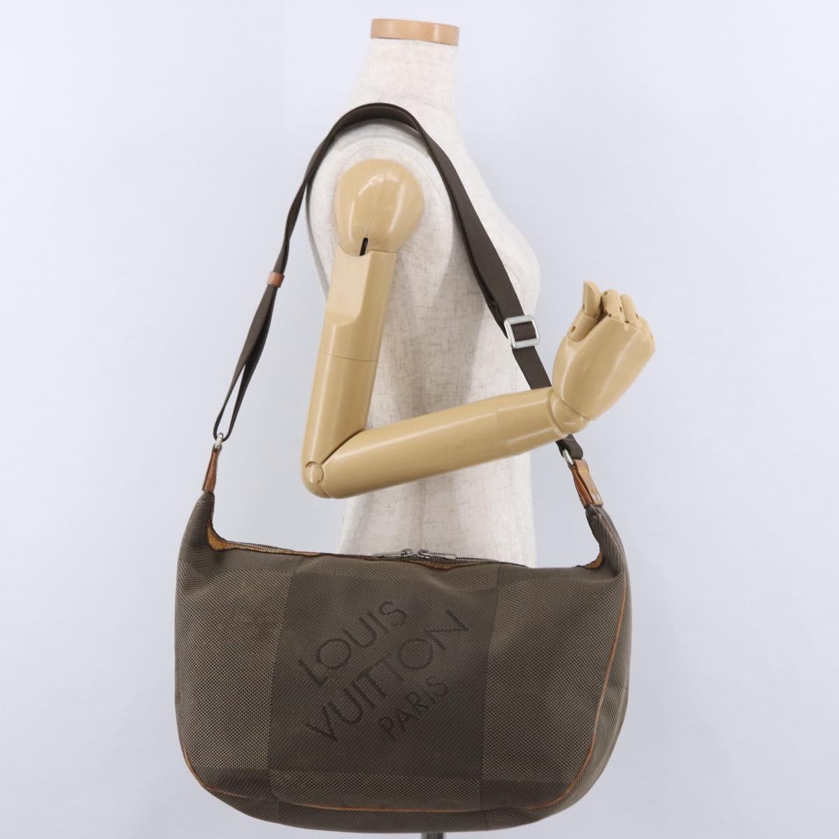 LOUIS VUITTON Damier Geant Explorateur Shoulder Bag Tail M93615 LV Auth BA14086