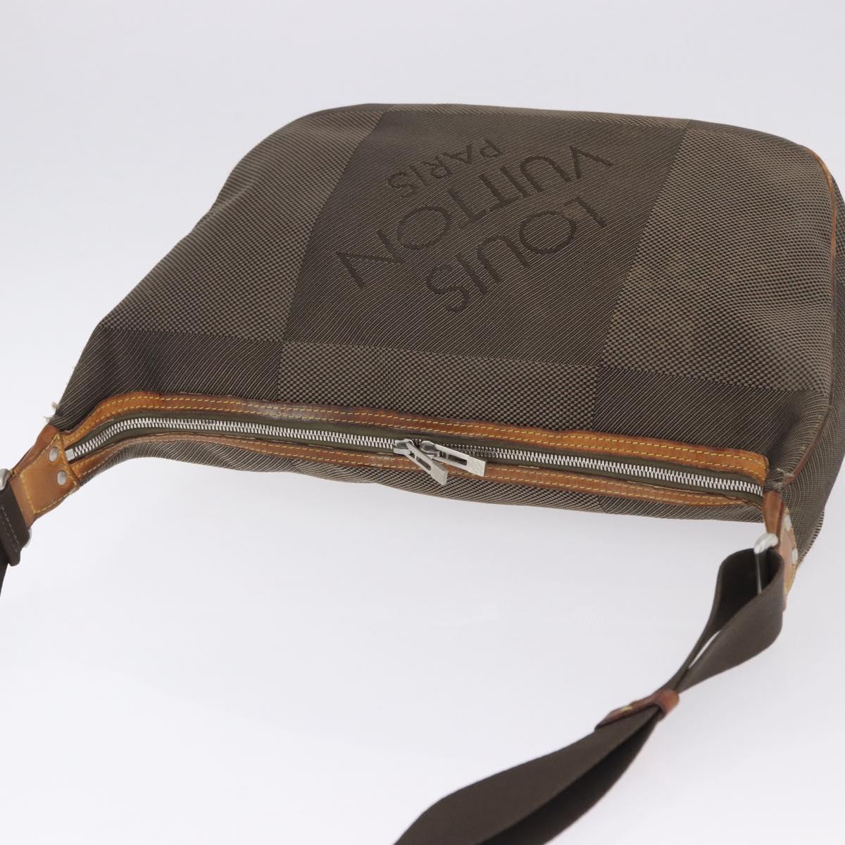 LOUIS VUITTON Damier Geant Explorateur Shoulder Bag Tail M93615 LV Auth BA14086