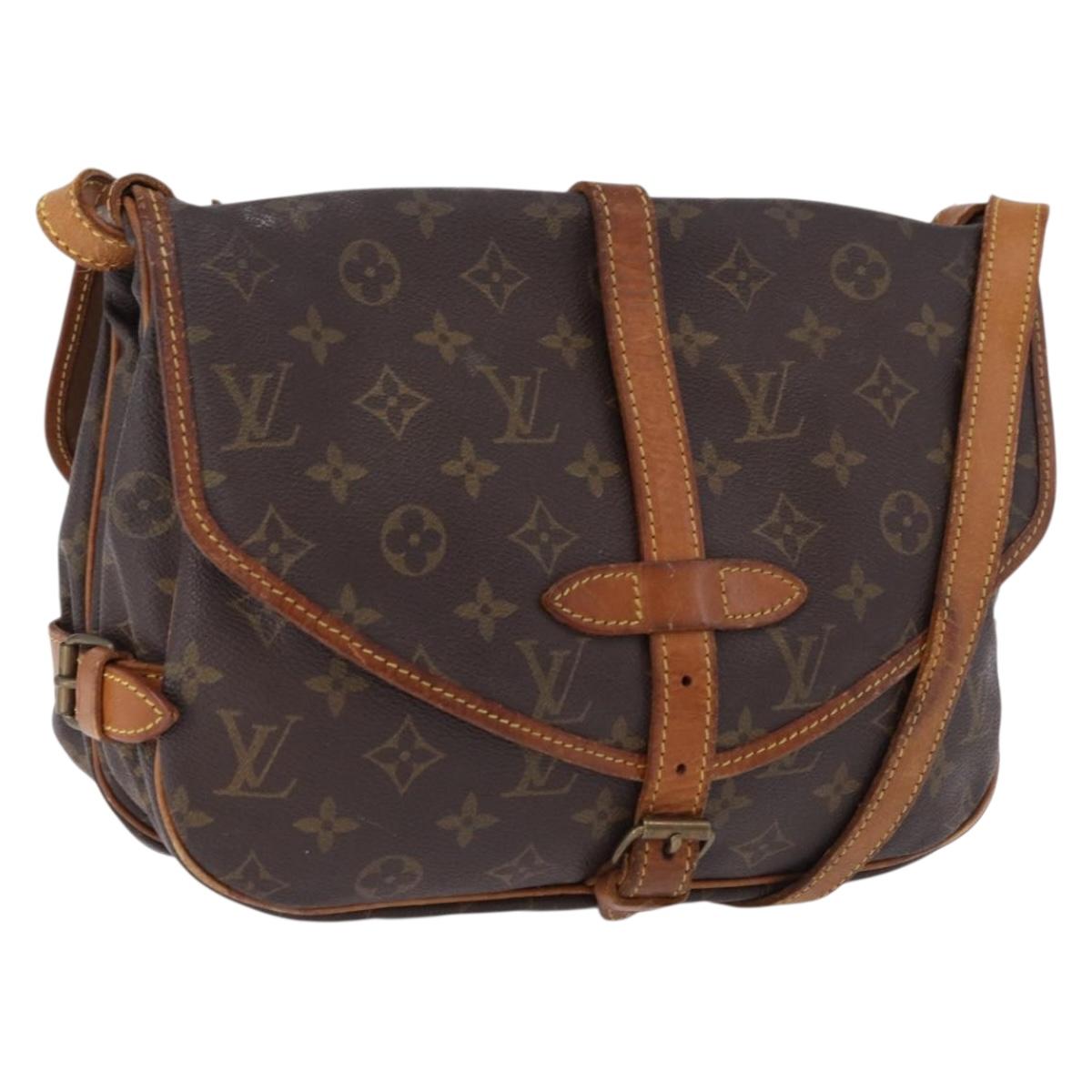LOUIS VUITTON Monogram Saumur 30 Shoulder Bag M42256 LV Auth BA14106