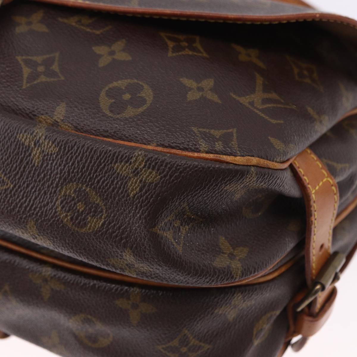 LOUIS VUITTON Monogram Saumur 30 Shoulder Bag M42256 LV Auth BA14106