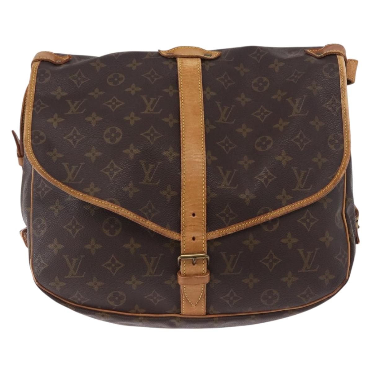 LOUIS VUITTON Monogram Saumur 35 Shoulder Bag M42254 LV Auth BA14173