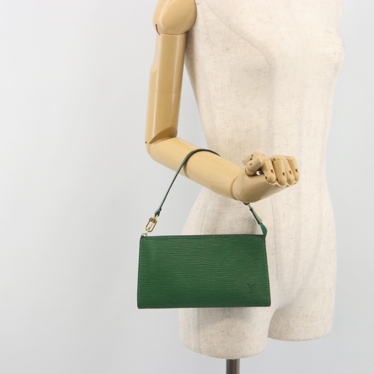 LOUIS VUITTON Epi Pochette Accessoires Accessory Pouch Green M52984 Auth BA14192