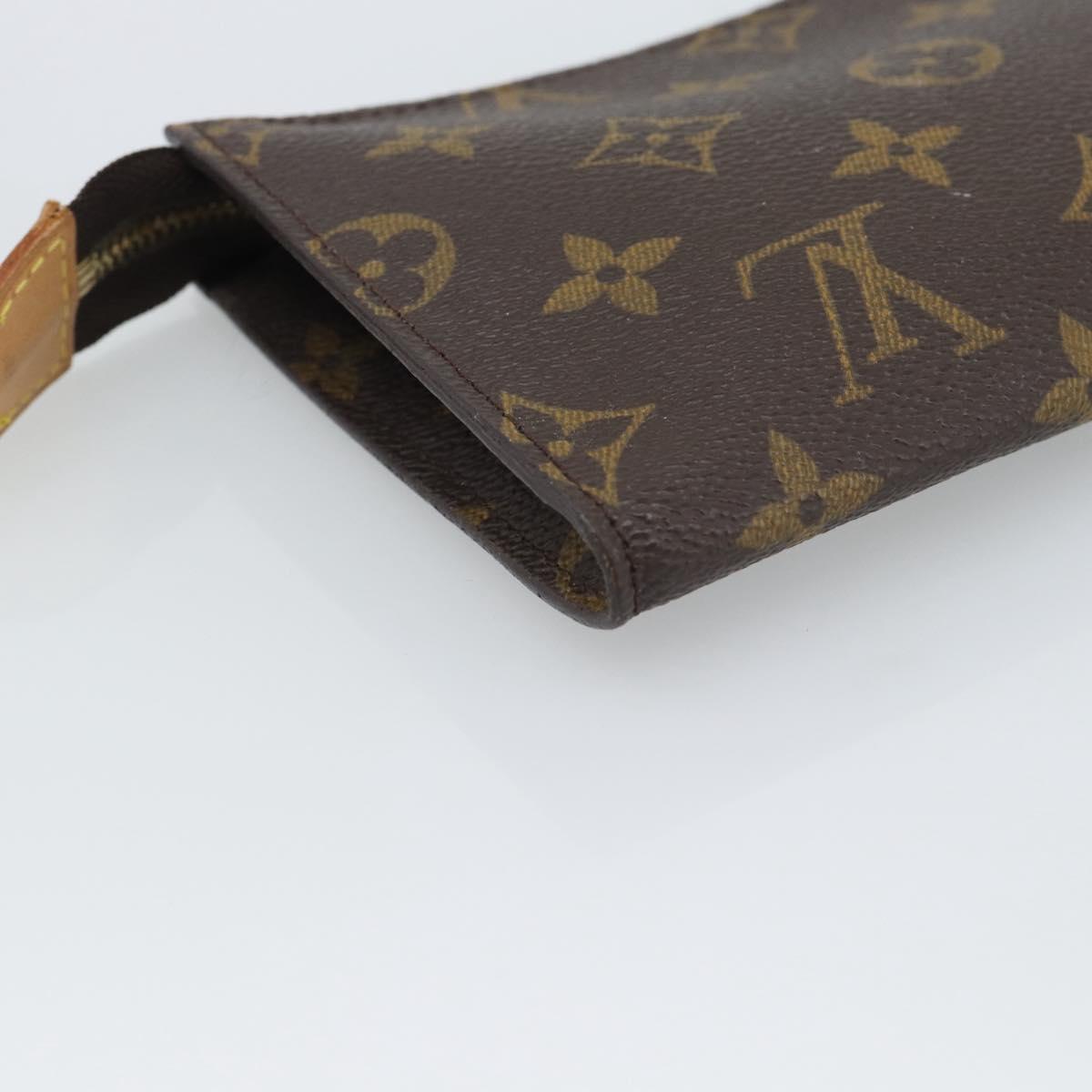 LOUIS VUITTON Monogram Bucket PM Pouch Accessory Pouch LV Auth BA14232