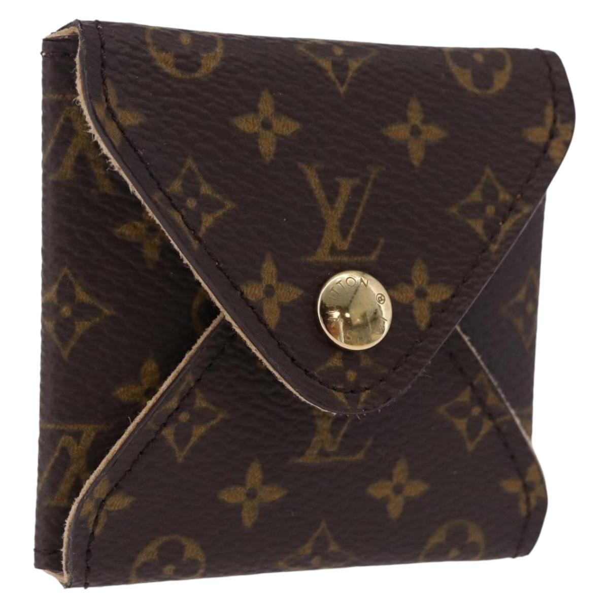 LOUIS VUITTON Monogram Accessory Case LV Auth BA14233