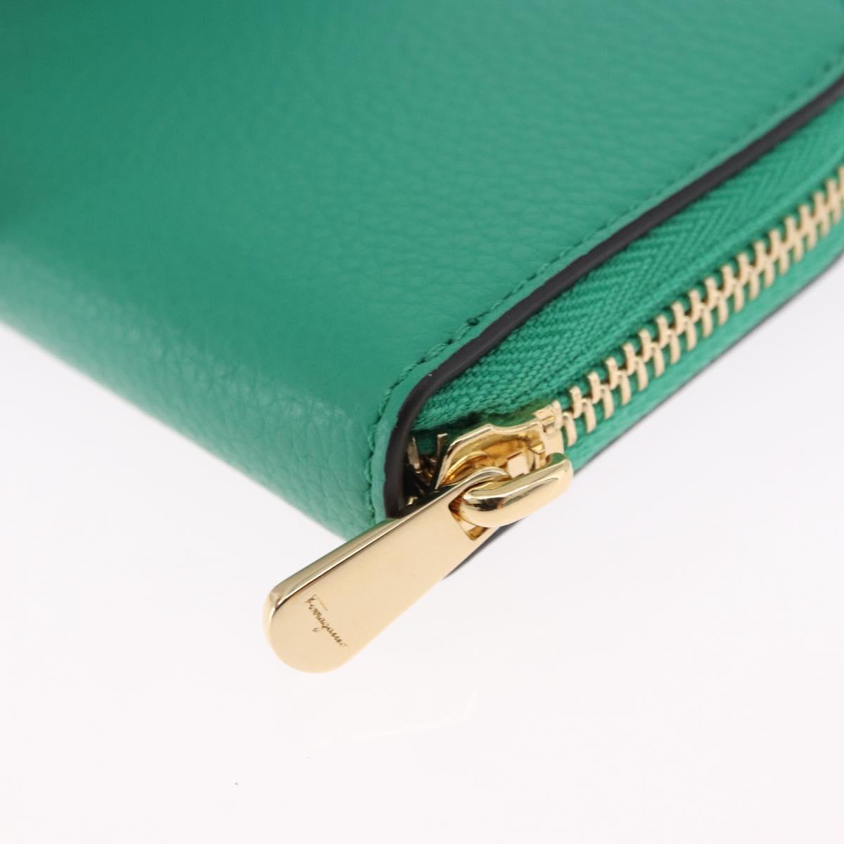 Salvatore Ferragamo Gancini Coin Purse Leather Green Gold Tone Auth BA14262M
