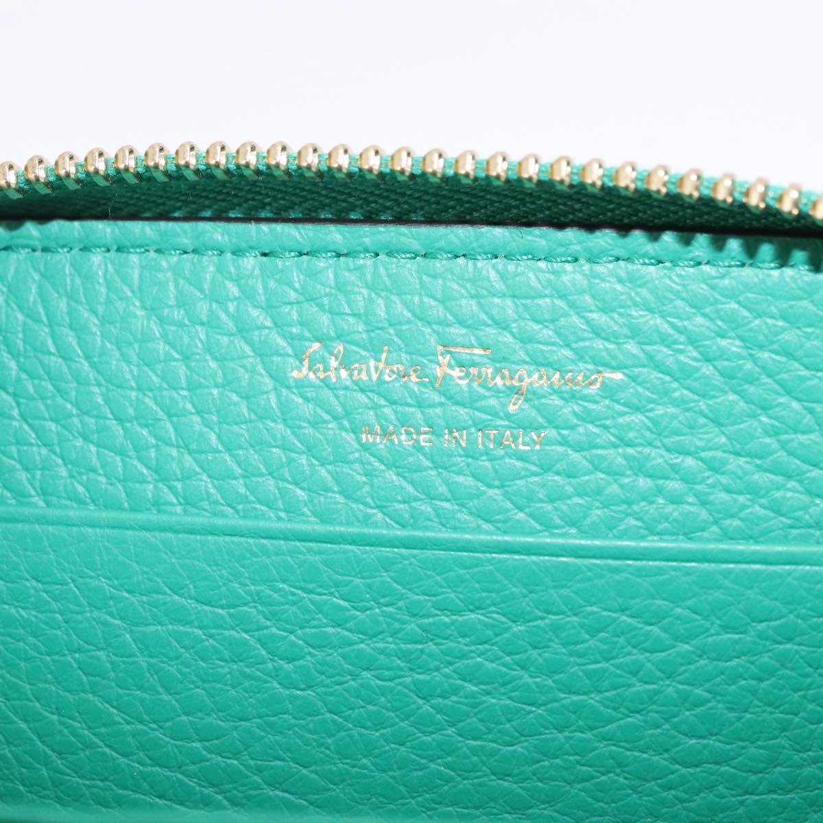 Salvatore Ferragamo Gancini Coin Purse Leather Green Gold Tone Auth BA14262M