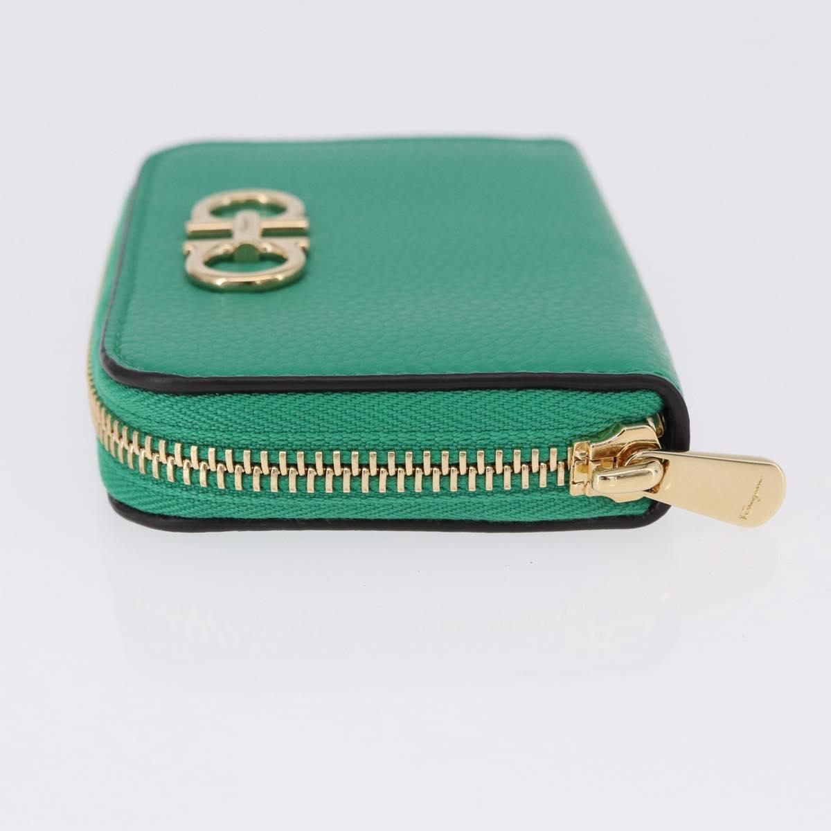 Salvatore Ferragamo Gancini Coin Purse Leather Green Gold Tone Auth BA14262M