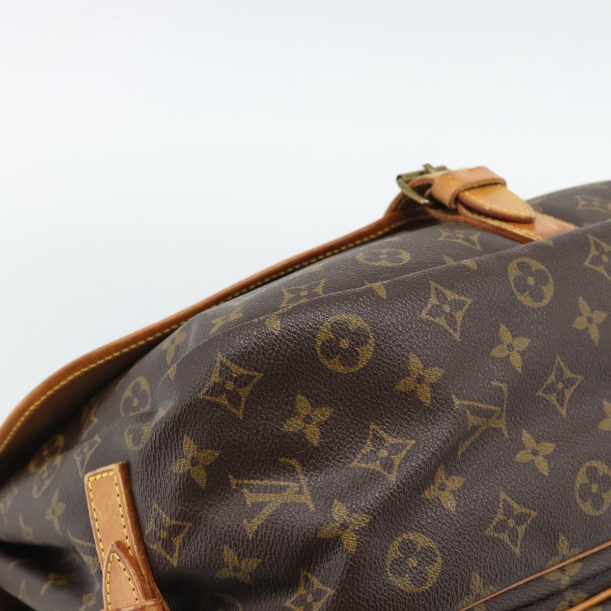 LOUIS VUITTON Monogram Saumur 35 Shoulder Bag M42254 LV Auth BA14391
