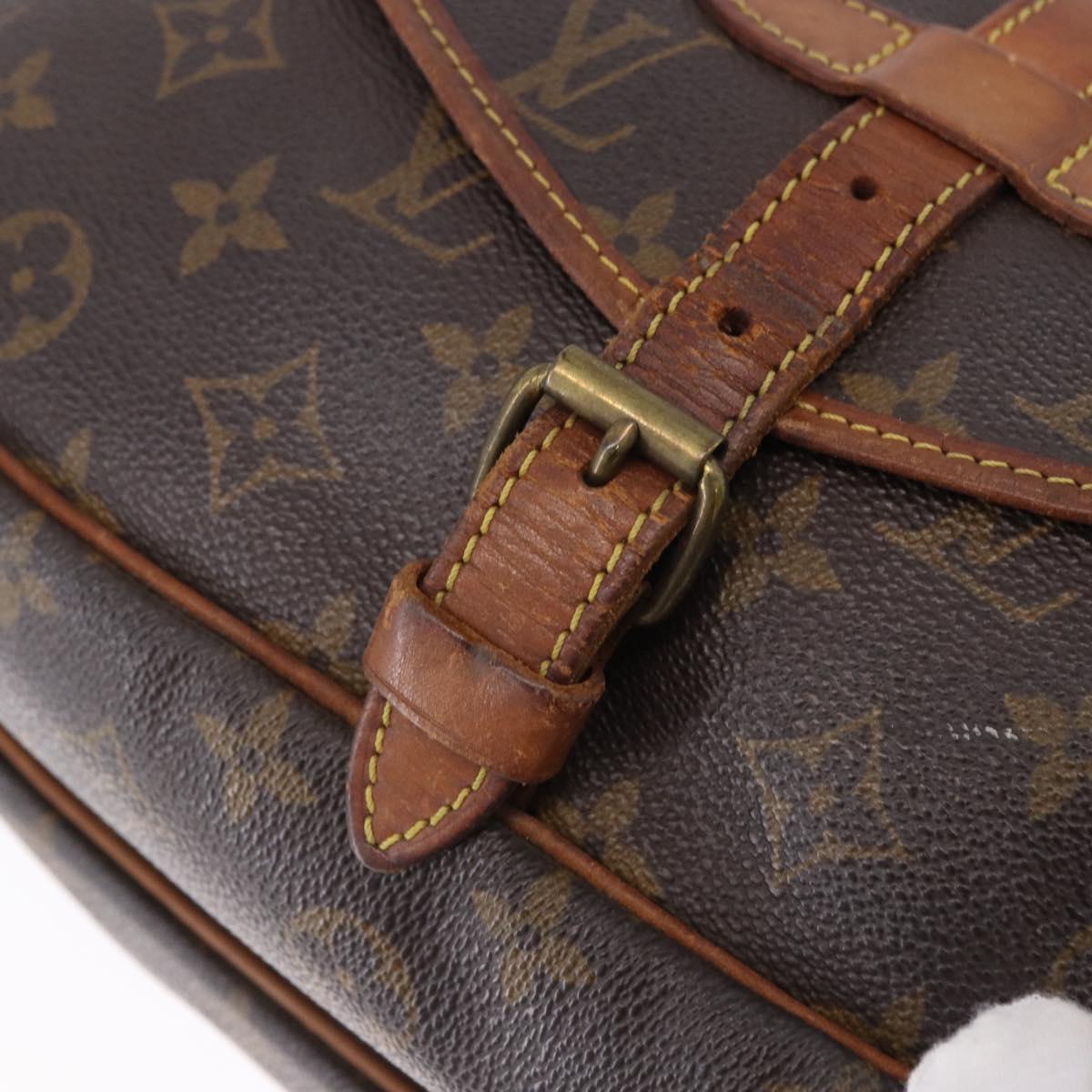 LOUIS VUITTON Monogram Saumur 30 Shoulder Bag M42256 LV Auth BA14441