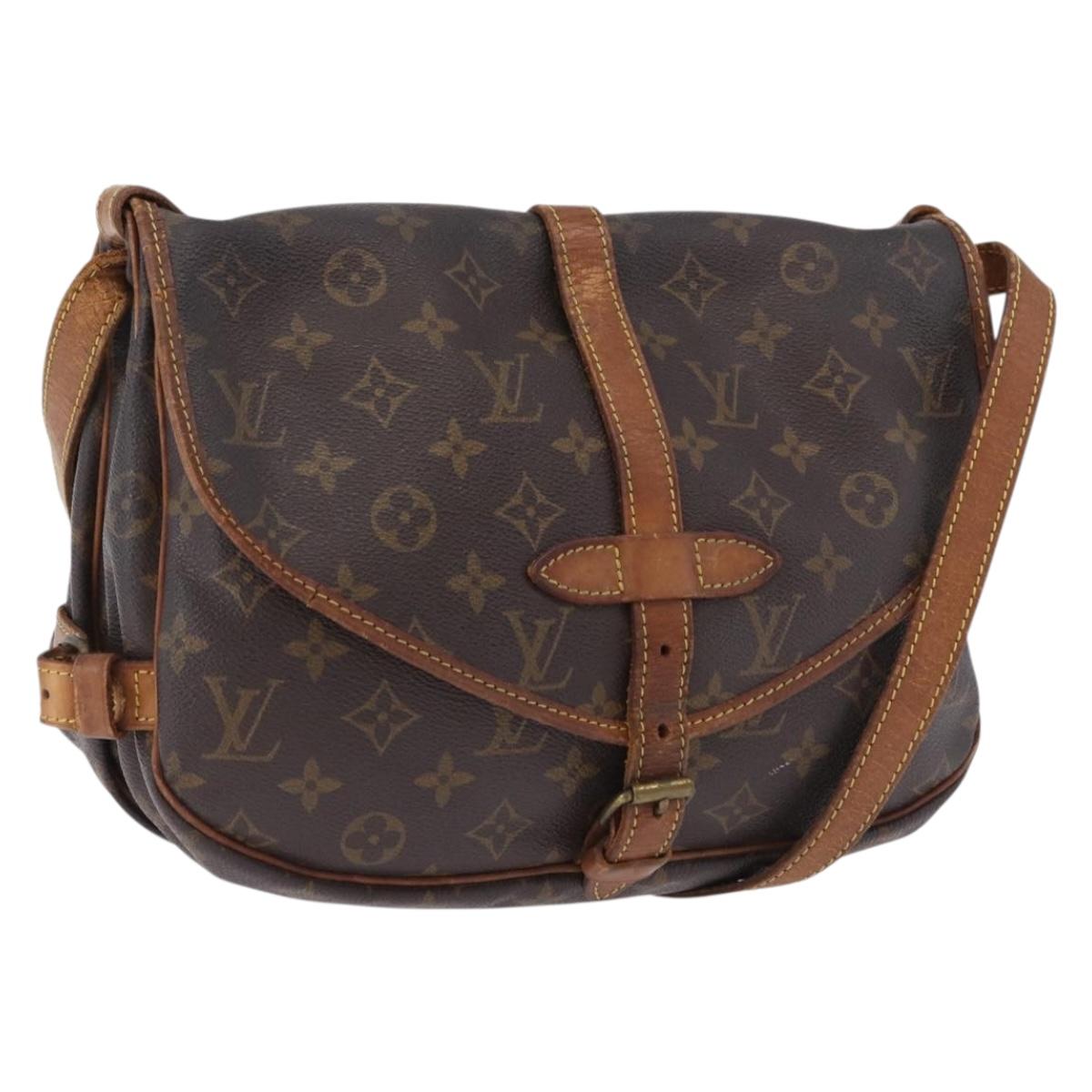 LOUIS VUITTON Monogram Saumur 30 Shoulder Bag M42256 LV Auth BA14441