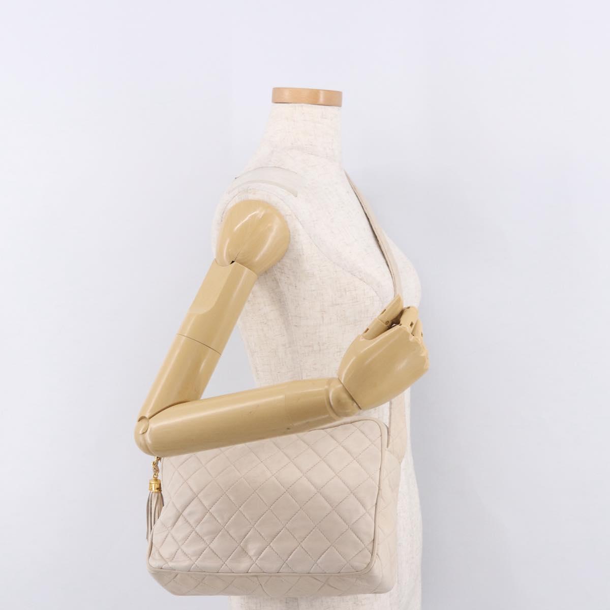 CHANEL Matelasse Shoulder Bag Lamb Skin White Gold CC Auth BA14472