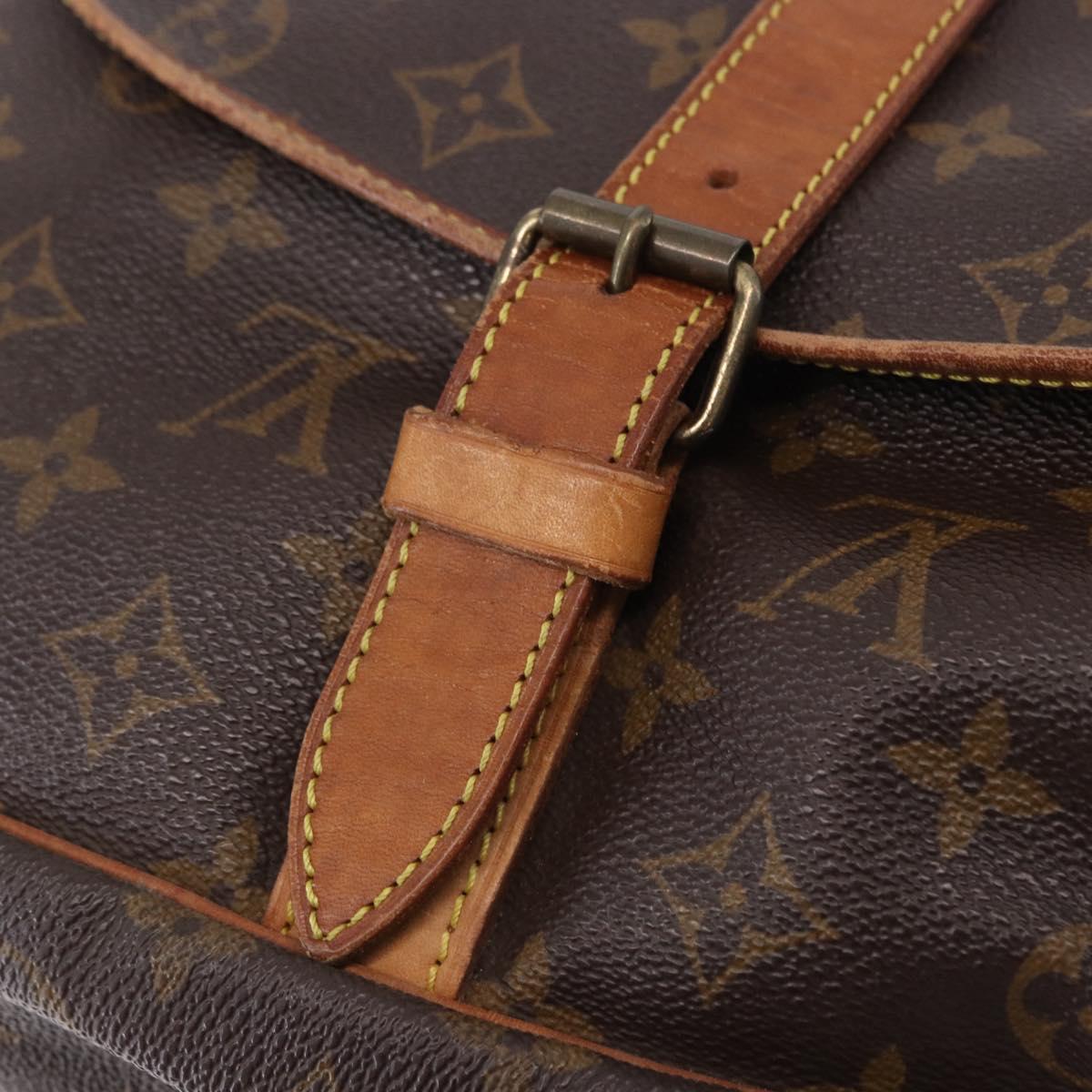LOUIS VUITTON Monogram Saumur 35 Shoulder Bag M42254 LV Auth BA14551