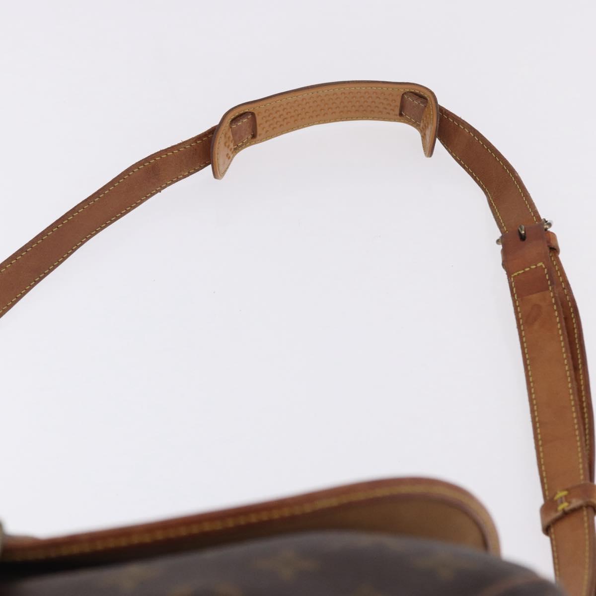 LOUIS VUITTON Monogram Saumur 35 Shoulder Bag M42254 LV Auth BA14551