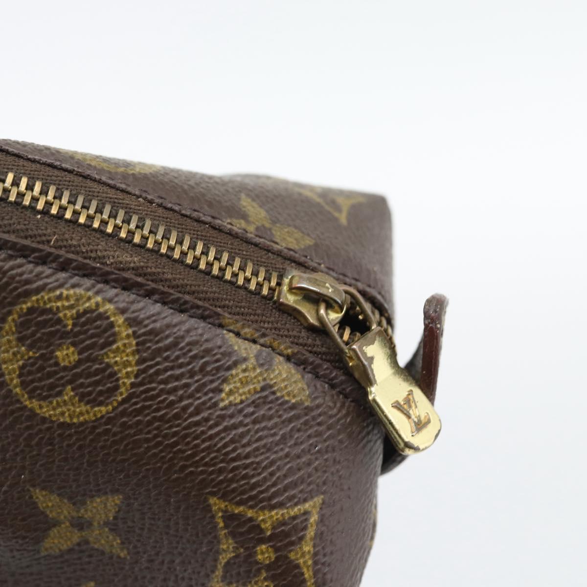 LOUIS VUITTON Monogram Trousse Demi Ronde Cosmetic Pouch M47520 LV Auth BA14556