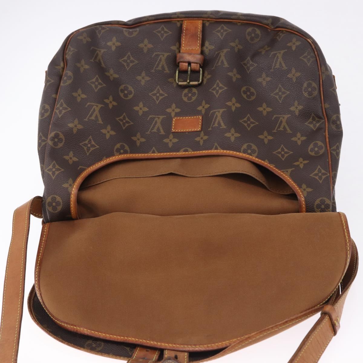 LOUIS VUITTON Monogram Saumur 35 Shoulder Bag M42254 LV Auth BA14675
