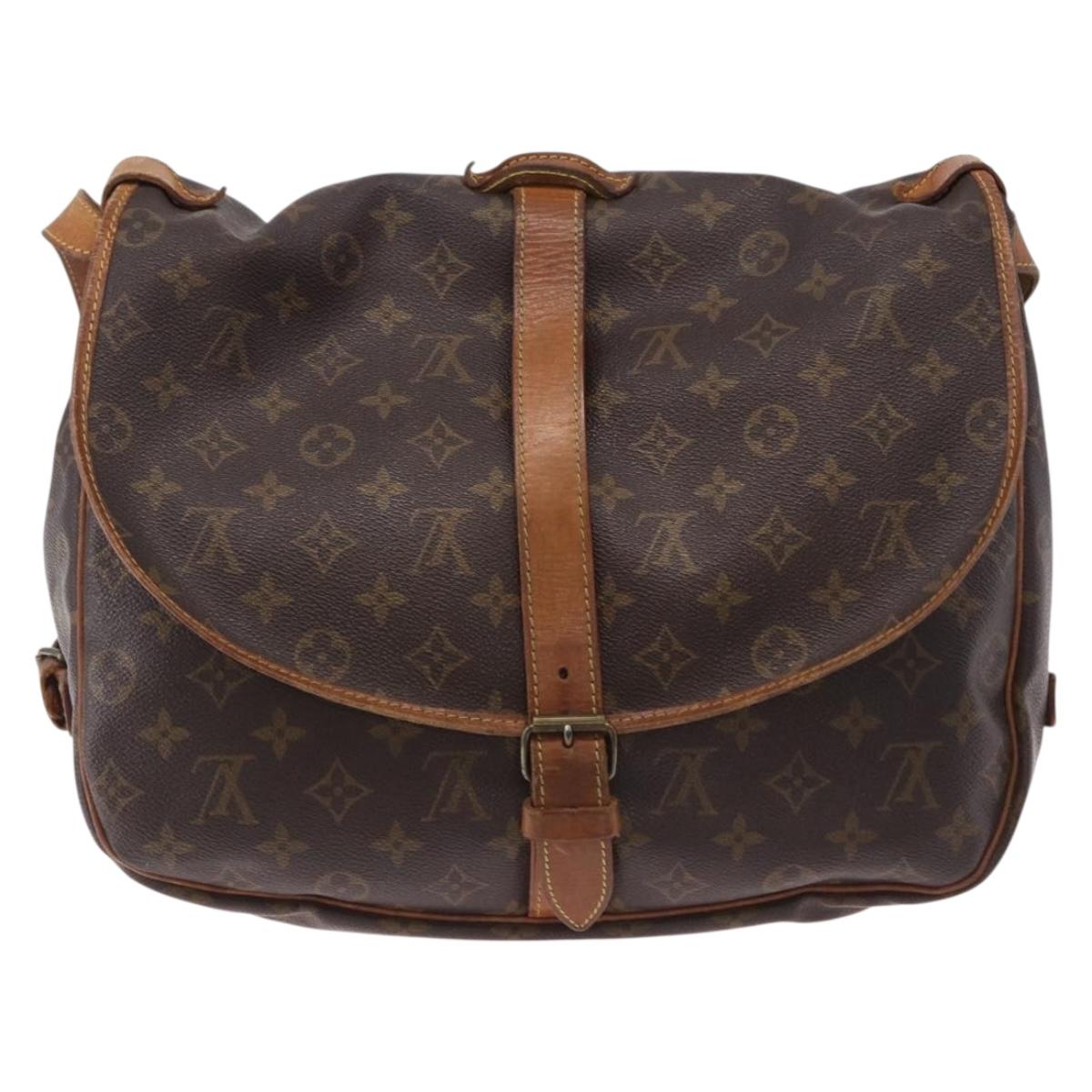 LOUIS VUITTON Monogram Saumur 35 Shoulder Bag M42254 LV Auth BA14675