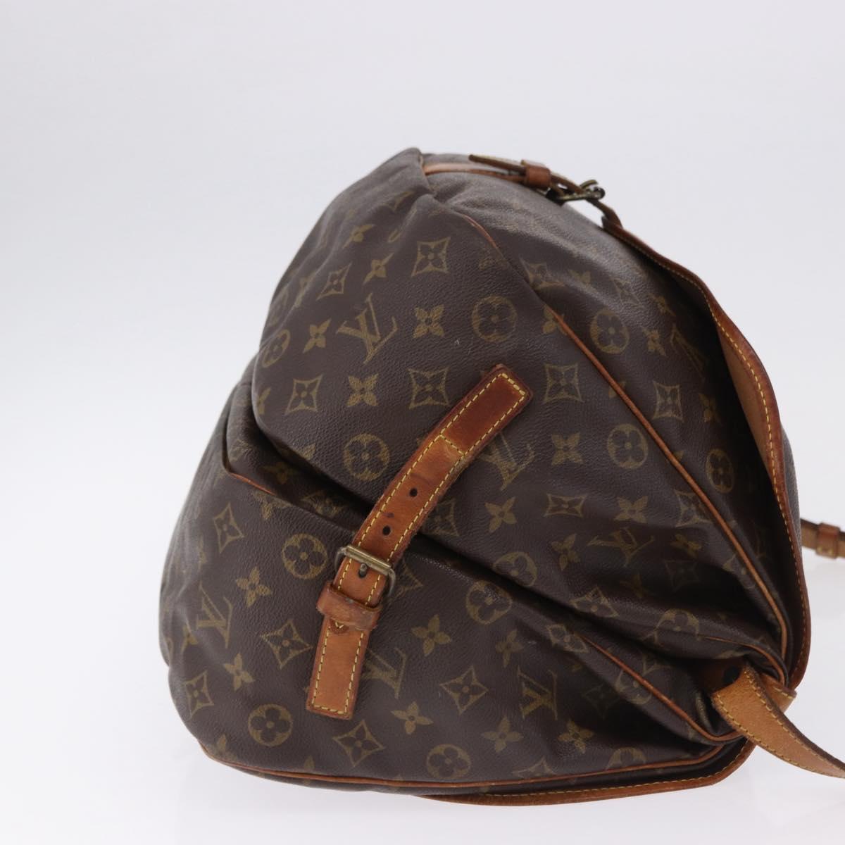 LOUIS VUITTON Monogram Saumur 35 Shoulder Bag M42254 LV Auth BA14675