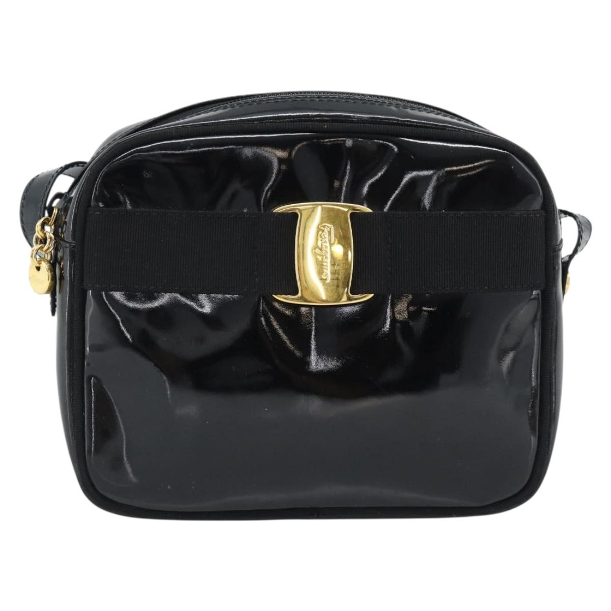 Salvatore Ferragamo Vala Shoulder Bag Patent Black Gold Tone Auth BA14727