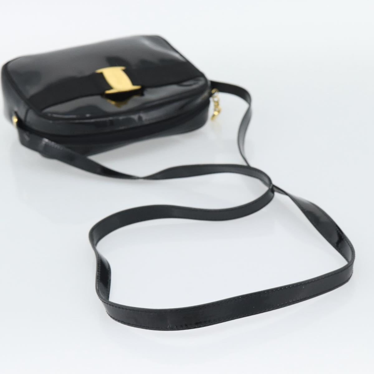 Salvatore Ferragamo Vala Shoulder Bag Patent Black Gold Tone Auth BA14727
